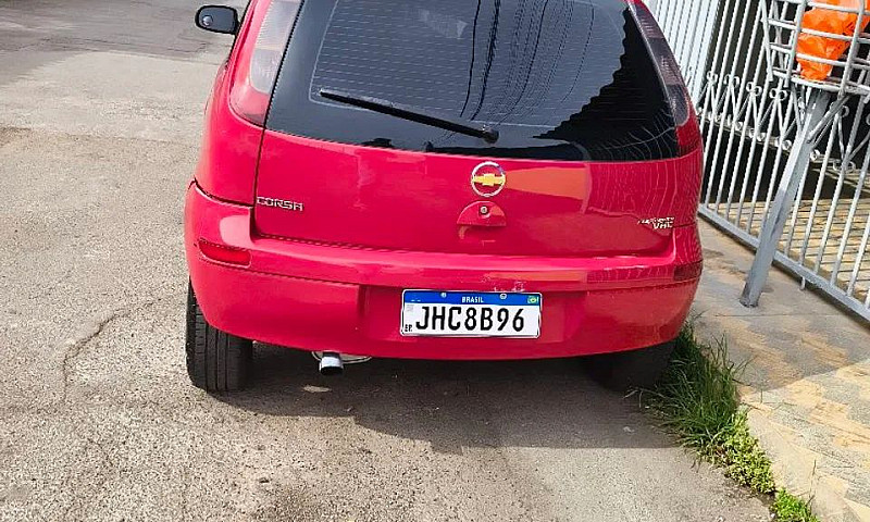 Chevrolet Corsa Hat....