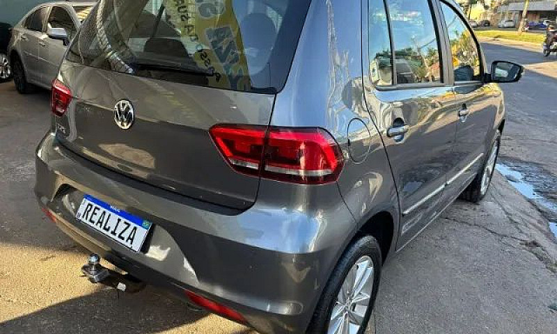Volkswagen Fox Conne...