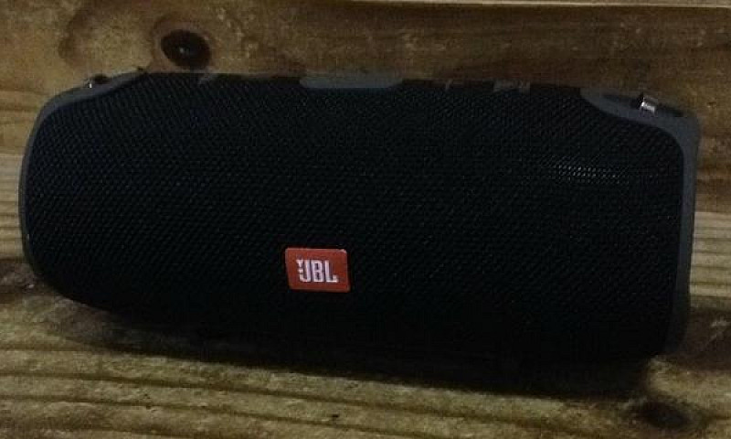 Caixa De Som Jbl Xtr...