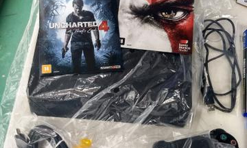 Playstation 4 500G...