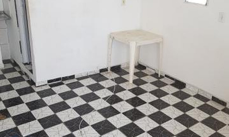 Alugo Casa No D.pedr...