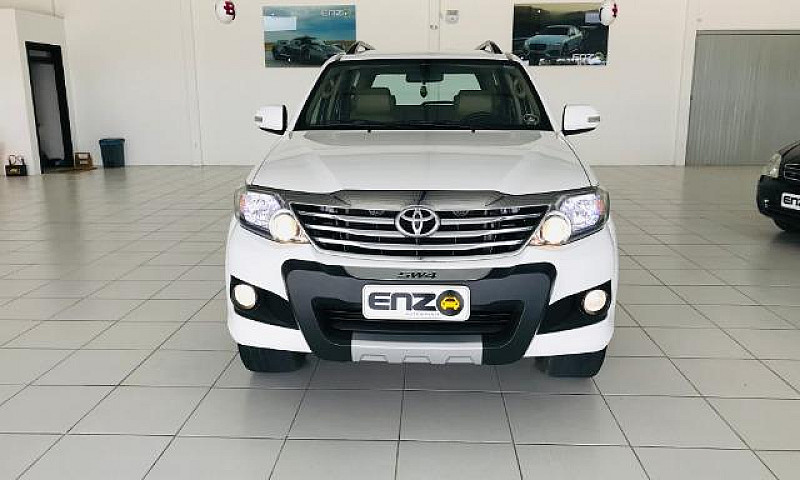 Toyota Hilux Sw4 2.7...