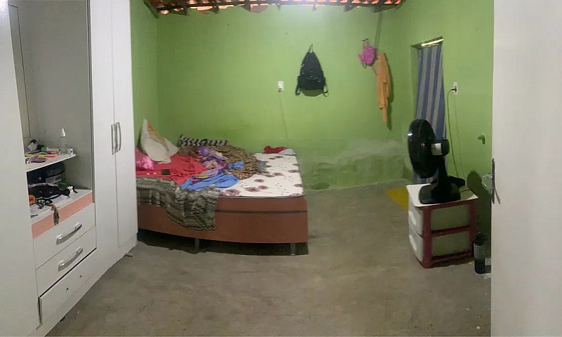 Vende-Se Casa...
