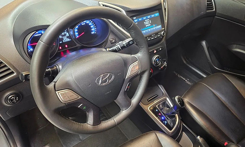 Hyundai Hb20X Style ...