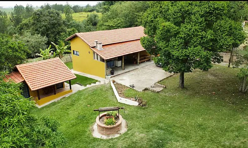 Permuto Chácara Em A...