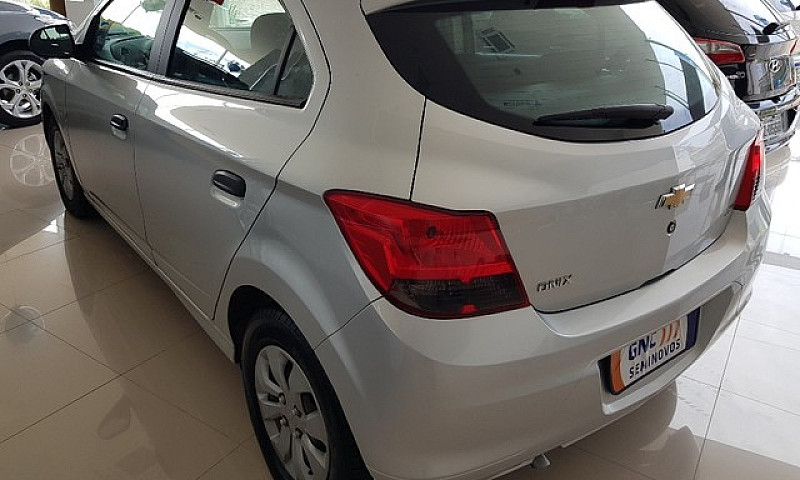 Chevrolet Onix 1.0 M...