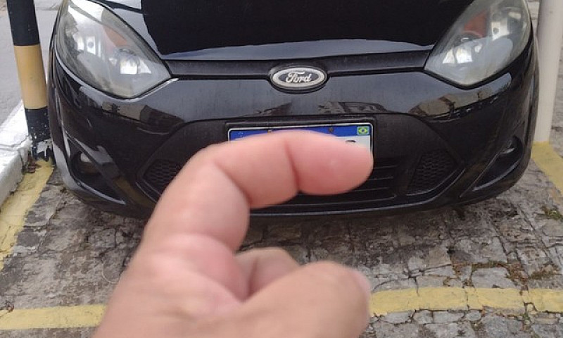 Fiesta Hatch Complet...