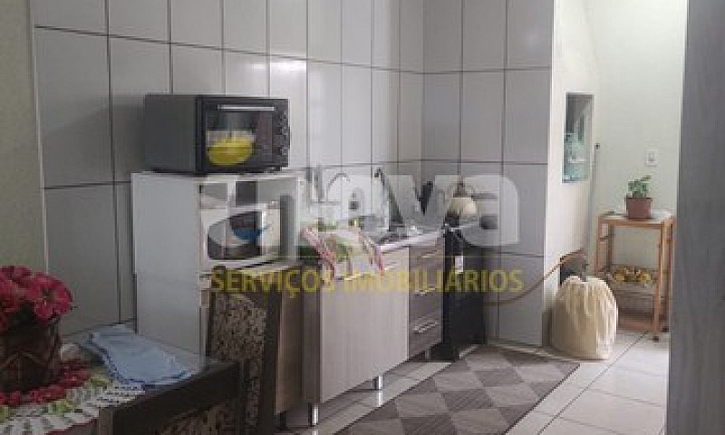 Casa Geminada No Bal...
