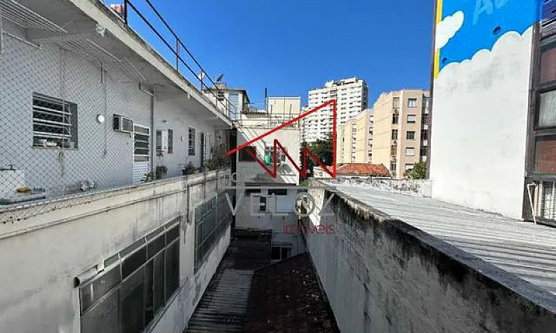 Apartamento-À Venda-...