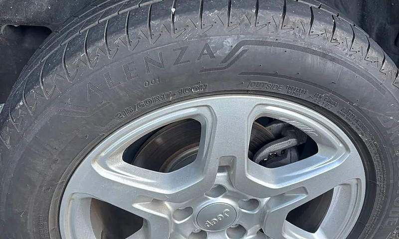 Jeep Renegade T270 1...