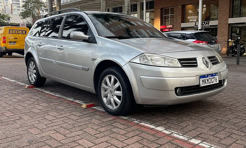 Renault Megane Grand...