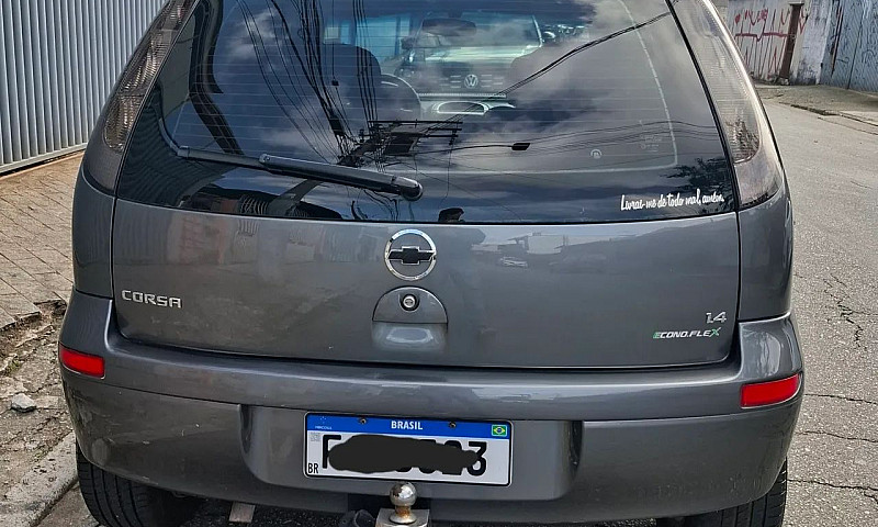 Chevrolet Corsa Hat....
