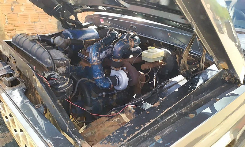 Ford F-1000 Super Di...