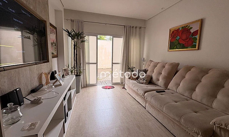 Casa Com 2 Quartos À...