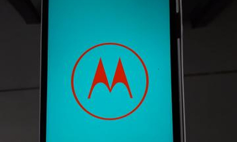 Motorola Moto X Play...