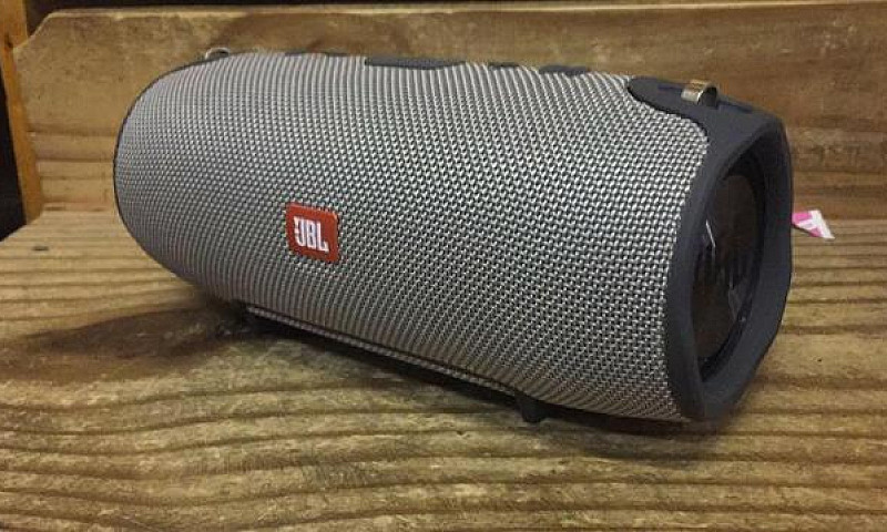 Caixa De Som Jbl Xtr...