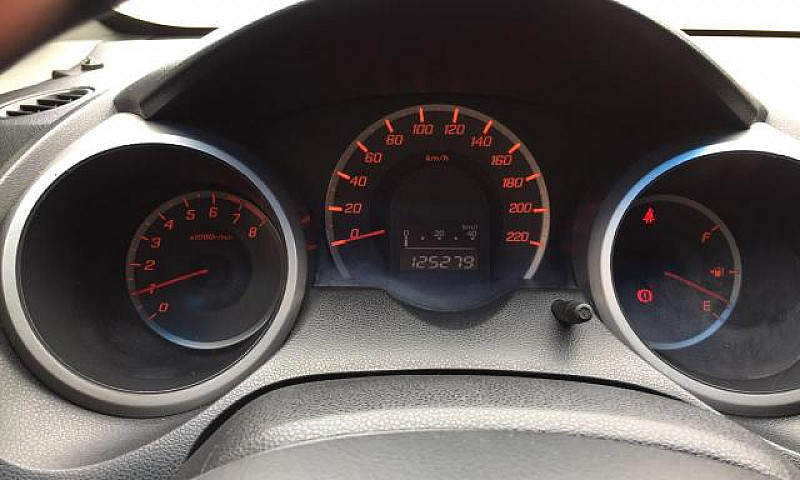 Honda Fit - 2012...