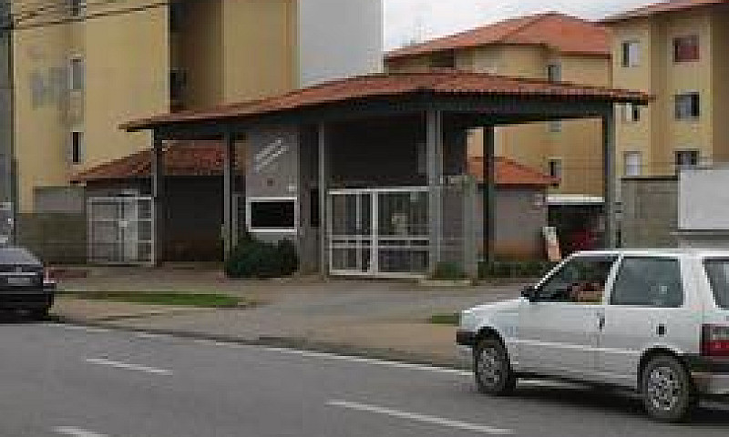 Aluga Se Apartamento...