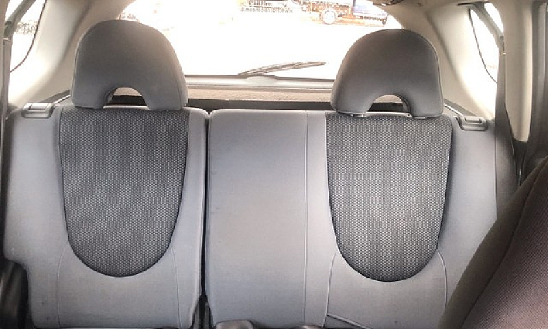 Honda Fit Lx Flex 1....