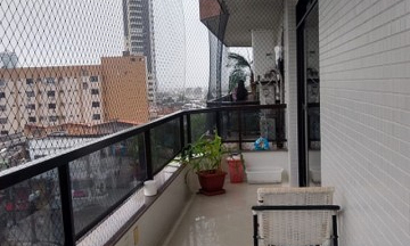 4 Suites No Umarizal...