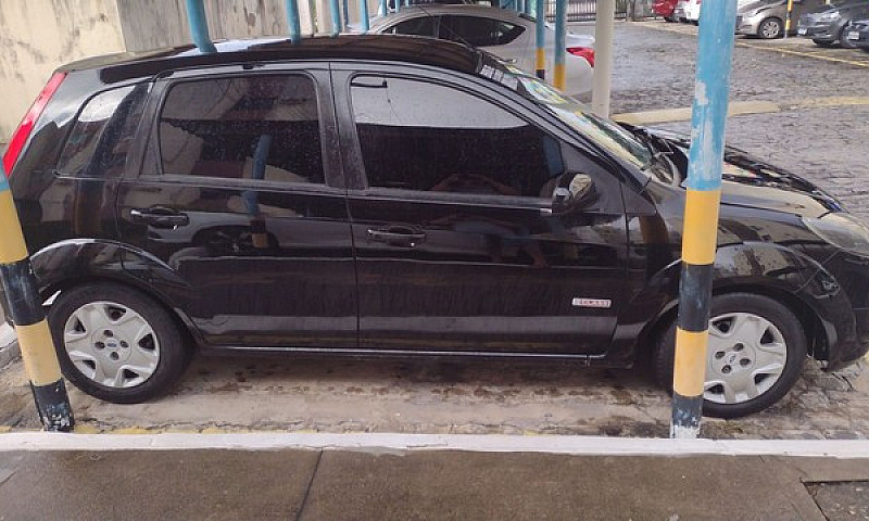 Fiesta Hatch Complet...