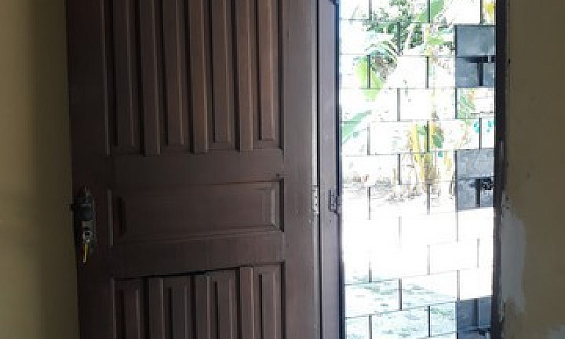 Casa Com 2 Quartos, ...