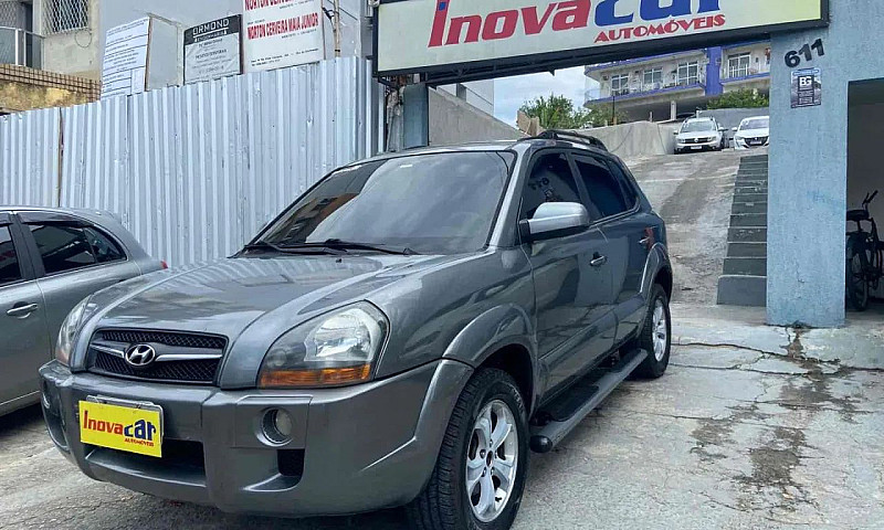 Hyundai Tucson 2.0 1...