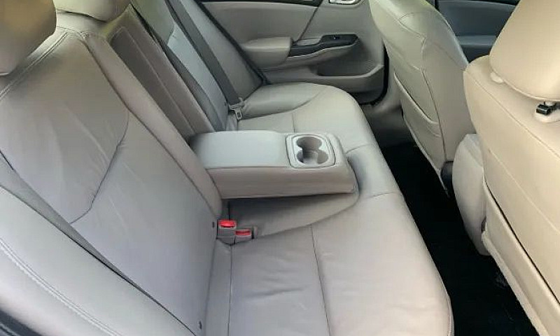 Honda Civic Sedan Ex...