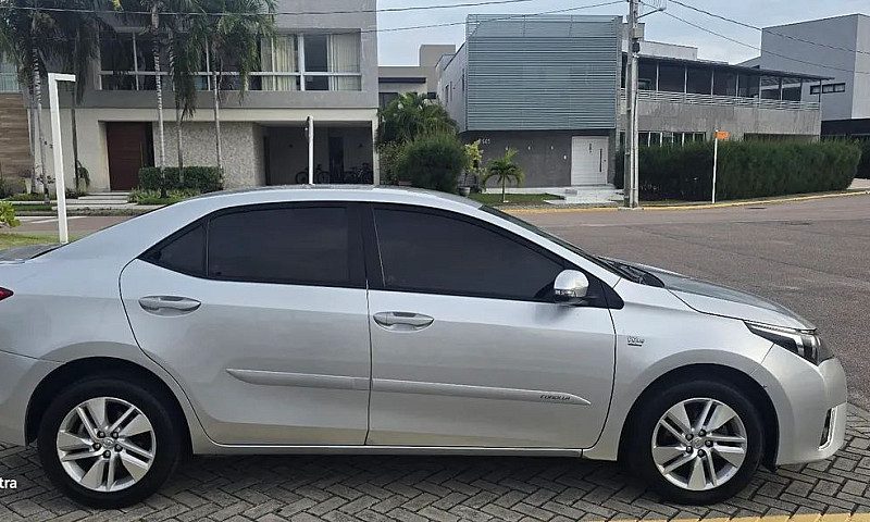 Toyota Corolla Gli 1...