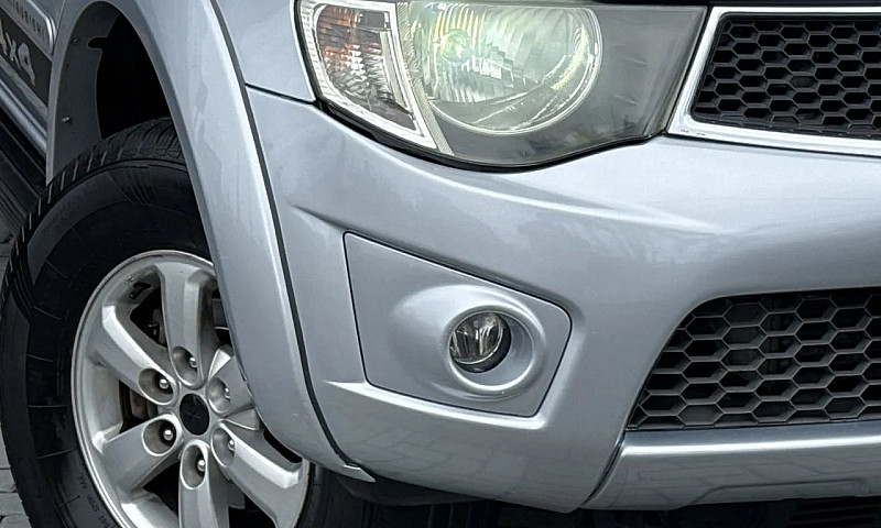 Mitsubishi L200 Trit...