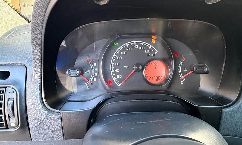 Fiat Strada Working ...