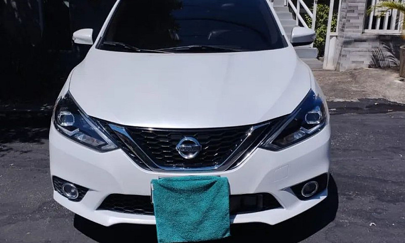 Nissan Sentra Sl 2.0...