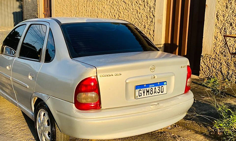 Chevrolet Corsa Seda...