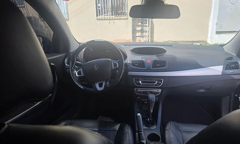 Renault Fluence Sed....