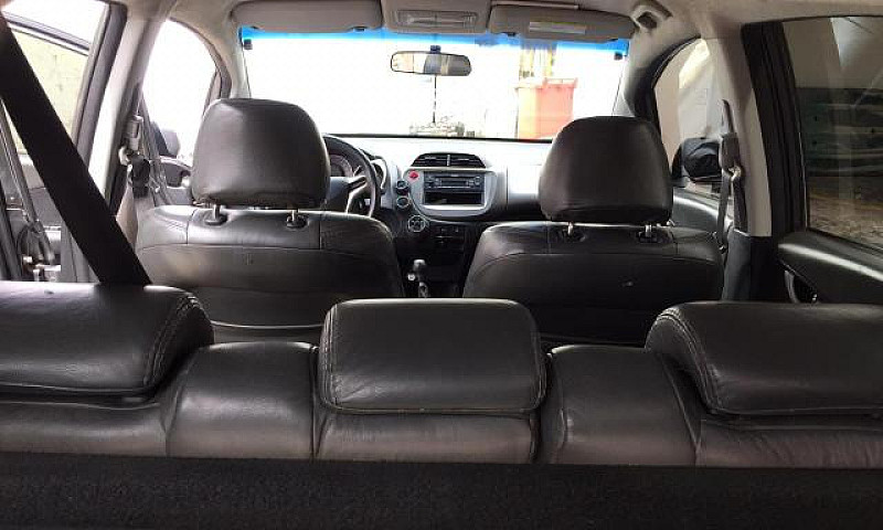 Honda Fit - 2012...