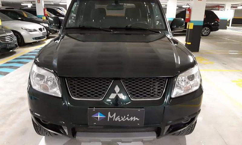 Mitsubishi Pajero Tr...