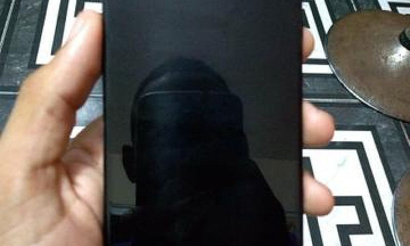 Moto G6 Play...