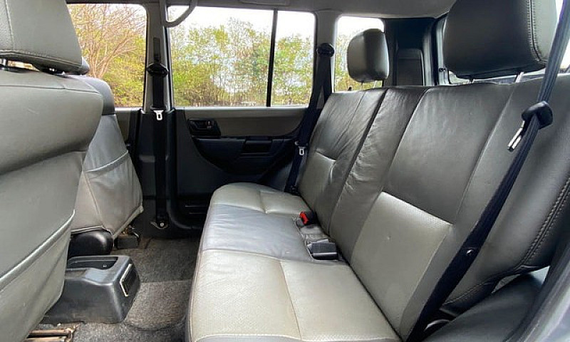 Mitsubishi Pajero Tr...