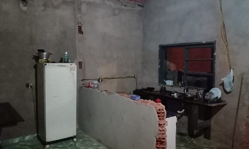 Vendo Casa No Setor ...