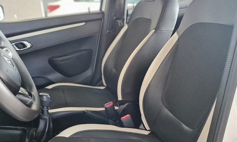 Kwid Intense 1.0 201...