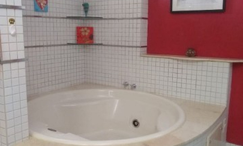 4 Suites No Umarizal...