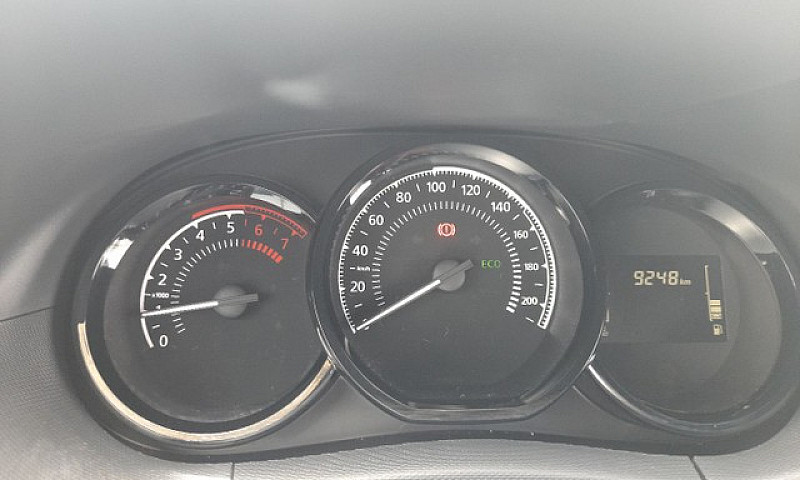 Veículo Duster 1.6 E...