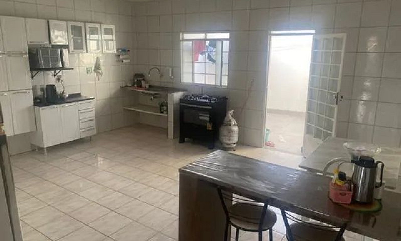 Casa Para Venda Em A...