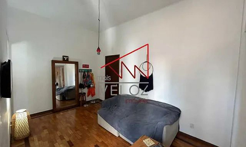 Apartamento-À Venda-...