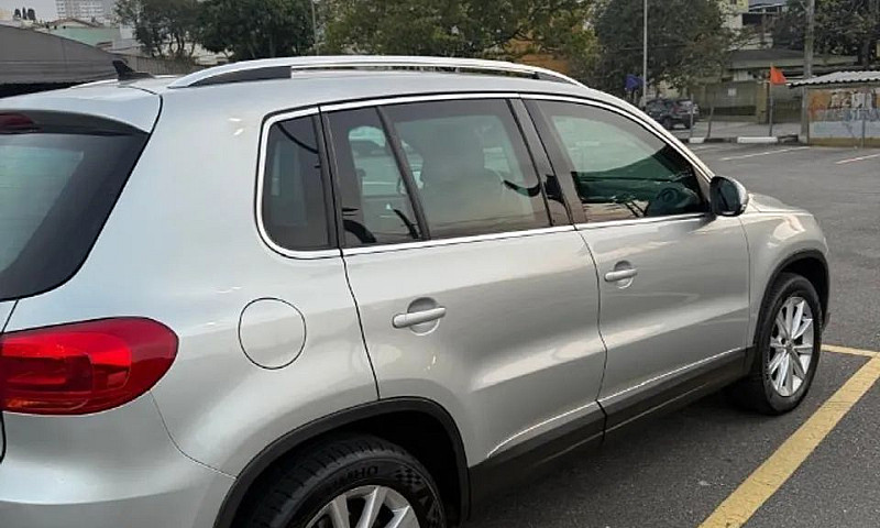 Volkswagen Tiguan 20...