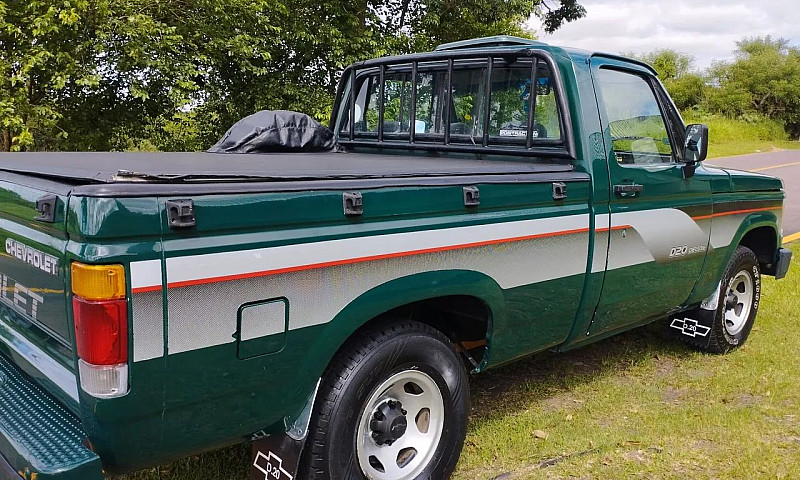 Chevrolet D-20 S / L...