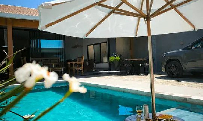 Casa Com Piscina Par...