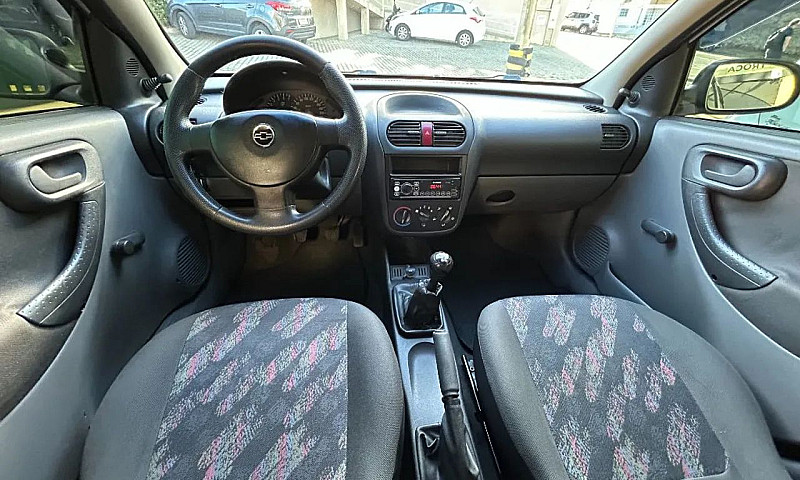 Chevrolet Corsa Seda...