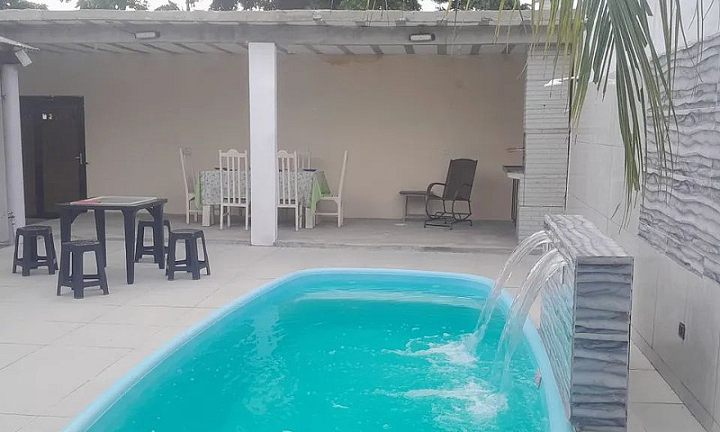Casa Com Piscina Em ...