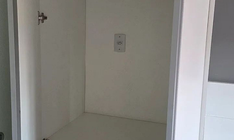 Mobiliado 2.500,00...